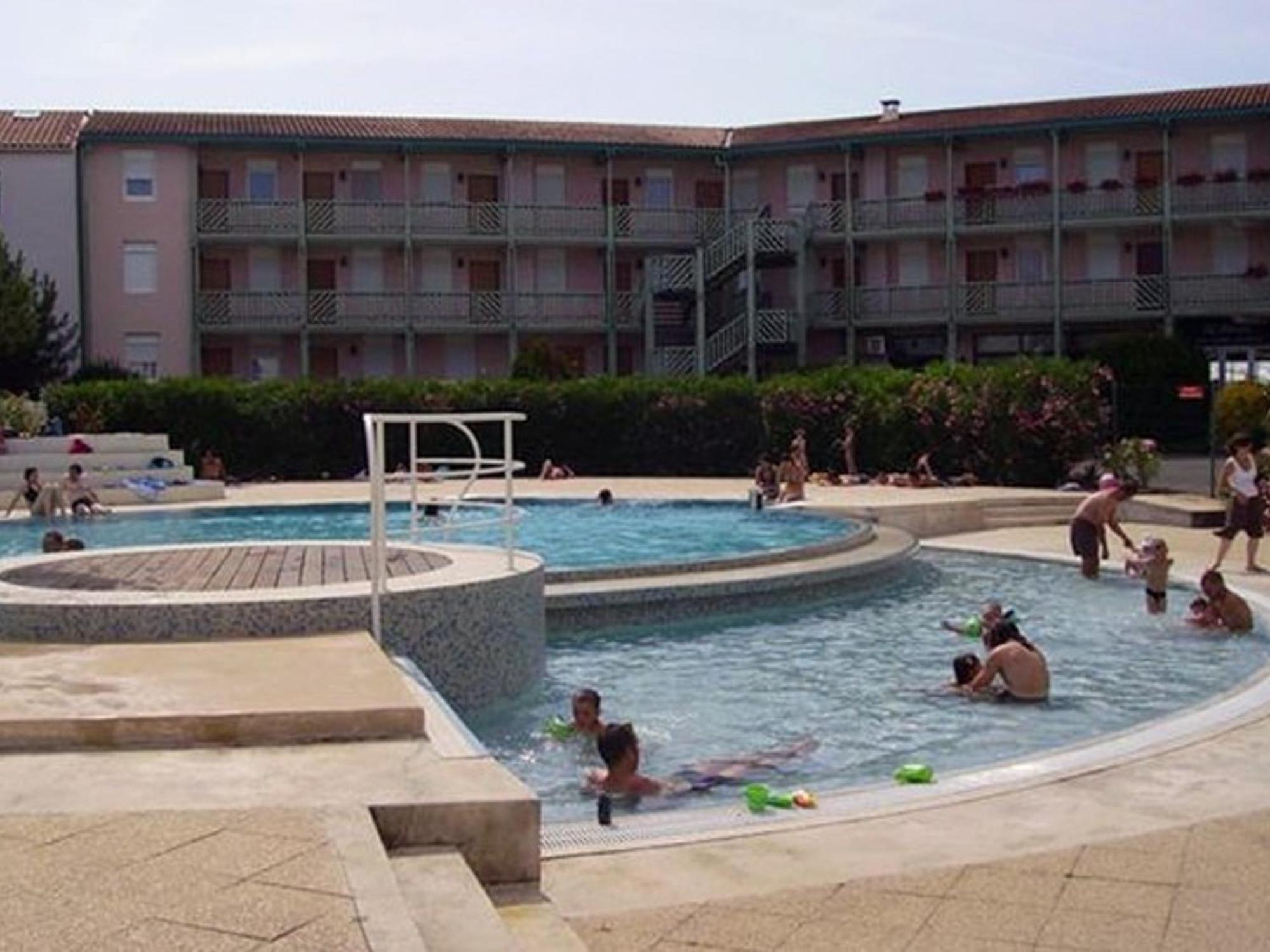 Appartement 4 Pers. Terrasse Clim, Piscine Collective - Fr-1-535-37 Châtelaillon-Plage Exteriör bild